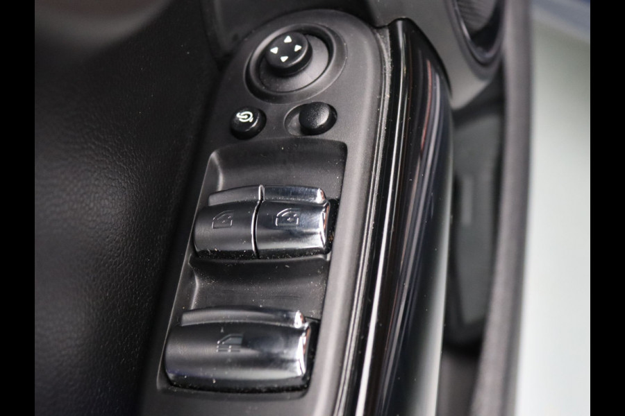 MINI Cabrio 190pk Cooper S Night Jack Edition Automaat Harman Kardon | Camera | Adapt. Cruise | Parkeersens. v+a | Stoelverw.