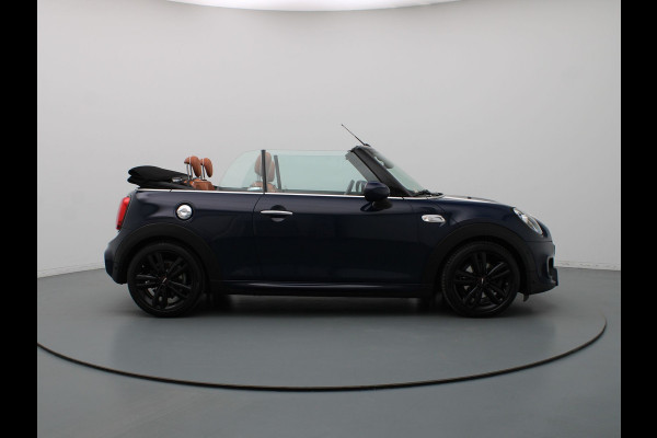 MINI Cabrio 190pk Cooper S Night Jack Edition Automaat Harman Kardon | Camera | Adapt. Cruise | Parkeersens. v+a | Stoelverw.
