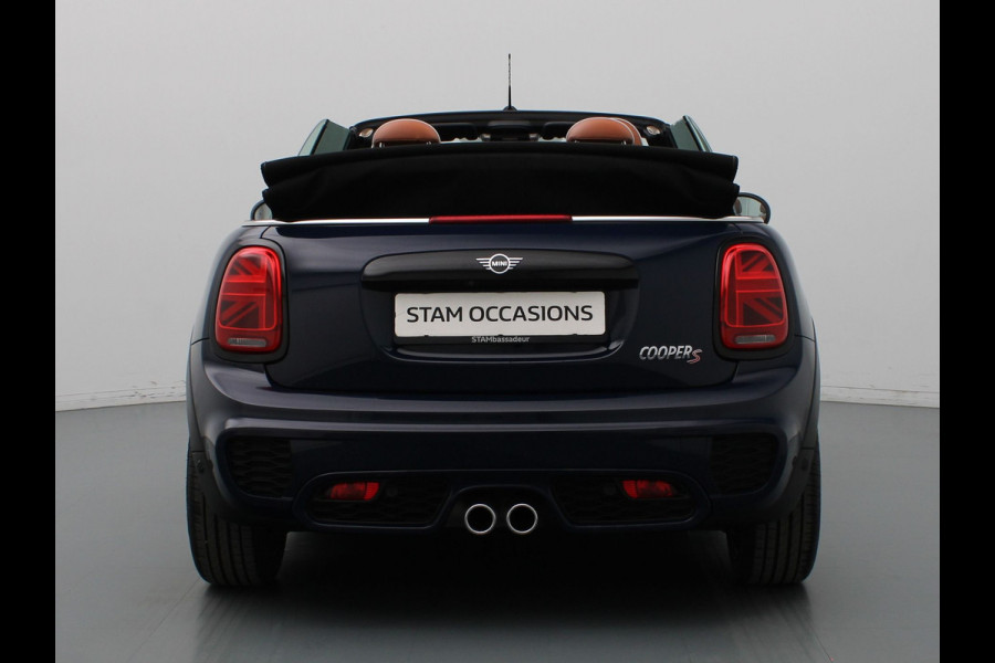 MINI Cabrio 190pk Cooper S Night Jack Edition Automaat Harman Kardon | Camera | Adapt. Cruise | Parkeersens. v+a | Stoelverw.