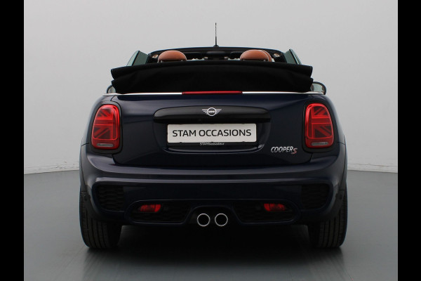 MINI Cabrio 190pk Cooper S Night Jack Edition Automaat Harman Kardon | Camera | Adapt. Cruise | Parkeersens. v+a | Stoelverw.