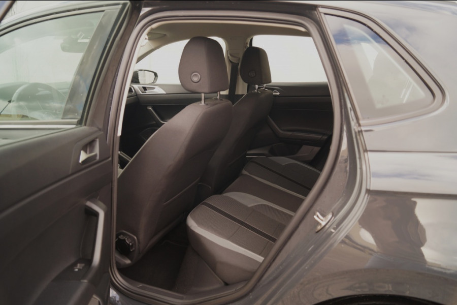 Volkswagen Polo 1.0 TSI 95pk Highline -ECC-DAB-CARPLAY-ACC- Volkswagen Polo 1.0 TSI 95pk Highline -ECC-DAB-CARPLAY-ACC-