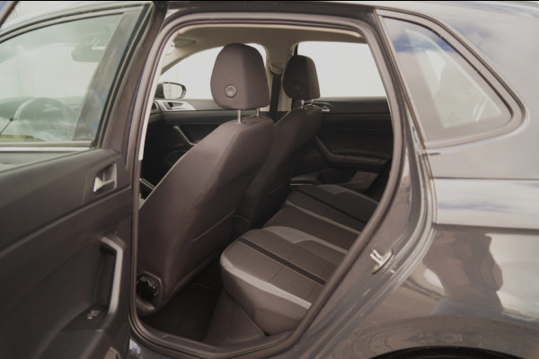 Volkswagen Polo 1.0 TSI 95pk Highline -ECC-DAB-CARPLAY-ACC- Volkswagen Polo 1.0 TSI 95pk Highline -ECC-DAB-CARPLAY-ACC-