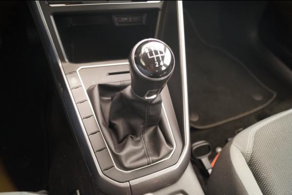 Volkswagen Polo 1.0 TSI 95pk Highline -ECC-DAB-CARPLAY-ACC- Volkswagen Polo 1.0 TSI 95pk Highline -ECC-DAB-CARPLAY-ACC-