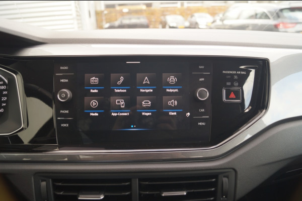 Volkswagen Polo 1.0 TSI 95pk Highline -ECC-DAB-CARPLAY-ACC- Volkswagen Polo 1.0 TSI 95pk Highline -ECC-DAB-CARPLAY-ACC-