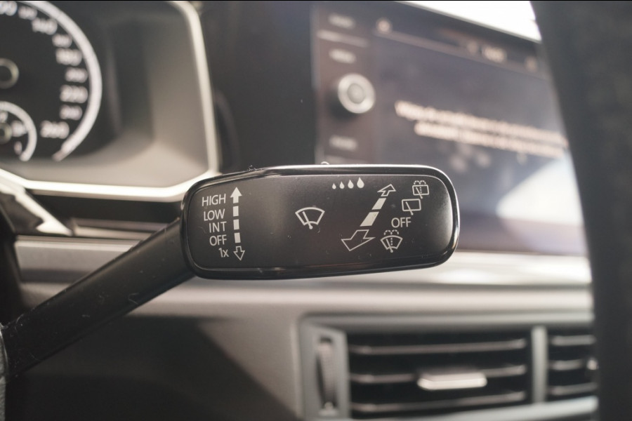 Volkswagen Polo 1.0 TSI 95pk Highline -ECC-DAB-CARPLAY-ACC- Volkswagen Polo 1.0 TSI 95pk Highline -ECC-DAB-CARPLAY-ACC-