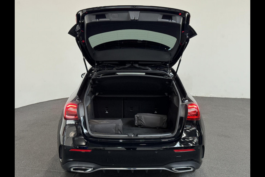 Mercedes-Benz A-Klasse 250e PHEV AMG Line Auto. Navigatie Apple Carplay/Android Auto Camera Parkeersensoren Adaptive Cruise Control Stoelverwarming Virtual Cockpit Climate Control Lichtmetalen velgen