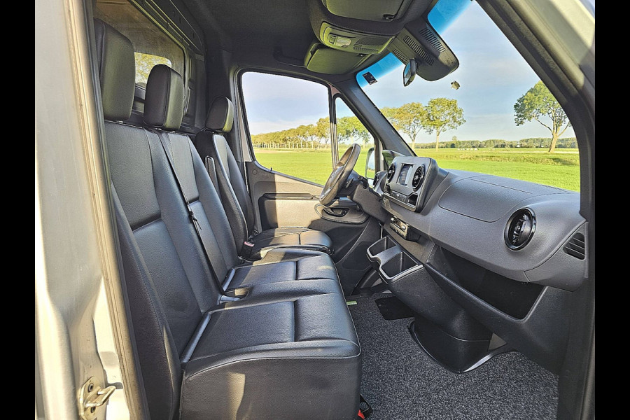 Mercedes-Benz Sprinter 514 L2H1 Dubbellucht 3500kg Trekhaak  Automaat Mbux Euro6 1e Eigenaar!
