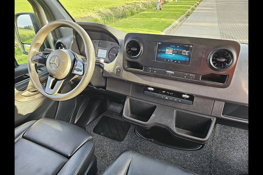 Mercedes-Benz Sprinter 514 L2H1 Dubbellucht 3500kg Trekhaak  Automaat Mbux Euro6 1e Eigenaar!