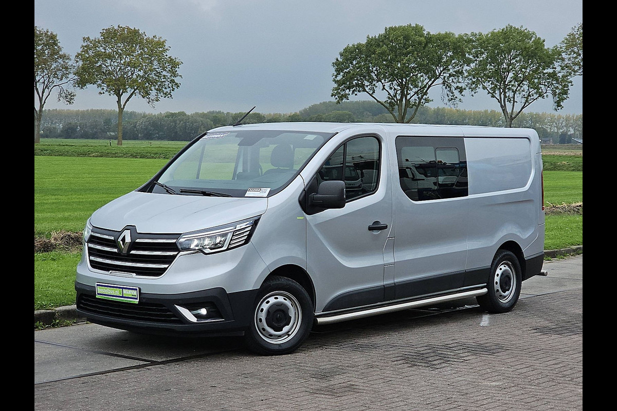 Renault Trafic 2.0 dCi L2H1 DC Comfort Camera Navi Cruise Automaat Sidebars Euro6 150Pk NAP 1e Eigenaar! Renault Trafic 2.0 dCi L2H1 DC Comfort Camera Navi Cruise Automaat Sidebars Euro6 150Pk NAP 1e Eigenaar!
