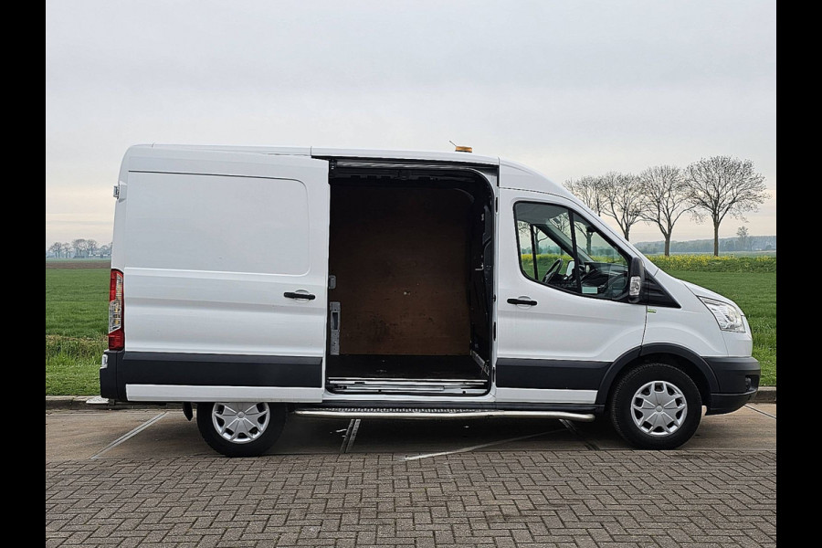 Ford Transit 350 2.0 TDCI L2H2 Trend automaat, airco, navi, side bars, trekhaak, Euro6!