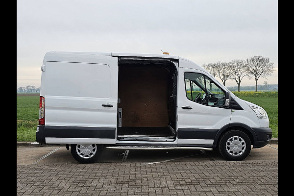 Ford Transit 350 2.0 TDCI L2H2 Trend automaat, airco, navi, side bars, trekhaak, Euro6!