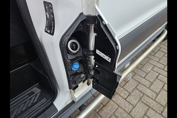 Ford Transit 350 2.0 TDCI L2H2 Trend automaat, airco, navi, side bars, trekhaak, Euro6!