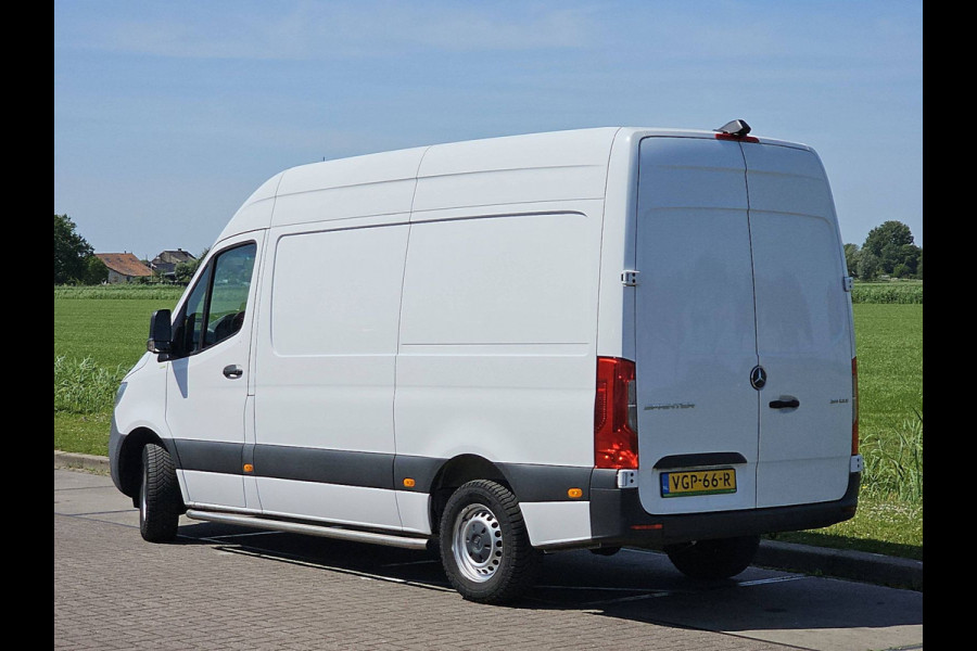 Mercedes-Benz Sprinter 311 2.2 CDI L2H2 Wp-Inrichting Airco Euro6 Oh-Historie NAP 1e Eigenaar!