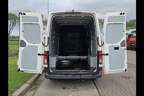 Volkswagen Crafter 35 2.0 TDI L3H3 airco, navi, camera, 134 dkm