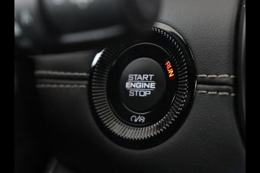 Jeep Compass 4xe 240 Plug-in Hybrid Electric S | Panoramadak | Trekhaak | 360 Camera | Leder | Stoelverwarming | Alpine Sound | Carplay | Stuurverwarming | Adaptive cruise | Navigatie | PHEV Jeep Compass 4xe 240 Plug-in Hybrid Electric S | Panoramadak | Trekhaak | 360 Camera | Leder | Stoelverwarming | Alpine Sound | Carplay | Stuurverwarming | Adaptive cruise | Navigatie | PHEV