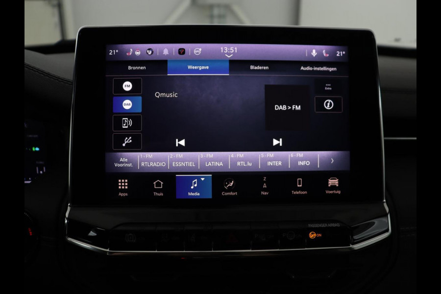 Jeep Compass 4xe 240 Plug-in Hybrid Electric S | Panoramadak | Trekhaak | 360 Camera | Leder | Stoelverwarming | Alpine Sound | Carplay | Stuurverwarming | Adaptive cruise | Navigatie | PHEV Jeep Compass 4xe 240 Plug-in Hybrid Electric S | Panoramadak | Trekhaak | 360 Camera | Leder | Stoelverwarming | Alpine Sound | Carplay | Stuurverwarming | Adaptive cruise | Navigatie | PHEV