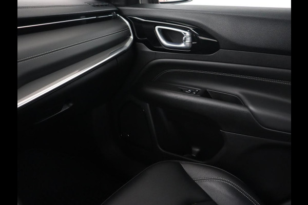 Jeep Compass 4xe 240 Plug-in Hybrid Electric S | Panoramadak | Trekhaak | 360 Camera | Leder | Stoelverwarming | Alpine Sound | Carplay | Stuurverwarming | Adaptive cruise | Navigatie | PHEV Jeep Compass 4xe 240 Plug-in Hybrid Electric S | Panoramadak | Trekhaak | 360 Camera | Leder | Stoelverwarming | Alpine Sound | Carplay | Stuurverwarming | Adaptive cruise | Navigatie | PHEV