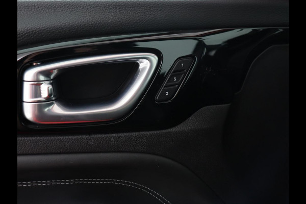 Jeep Compass 4xe 240 Plug-in Hybrid Electric S | Panoramadak | Trekhaak | 360 Camera | Leder | Stoelverwarming | Alpine Sound | Carplay | Stuurverwarming | Adaptive cruise | Navigatie | PHEV Jeep Compass 4xe 240 Plug-in Hybrid Electric S | Panoramadak | Trekhaak | 360 Camera | Leder | Stoelverwarming | Alpine Sound | Carplay | Stuurverwarming | Adaptive cruise | Navigatie | PHEV