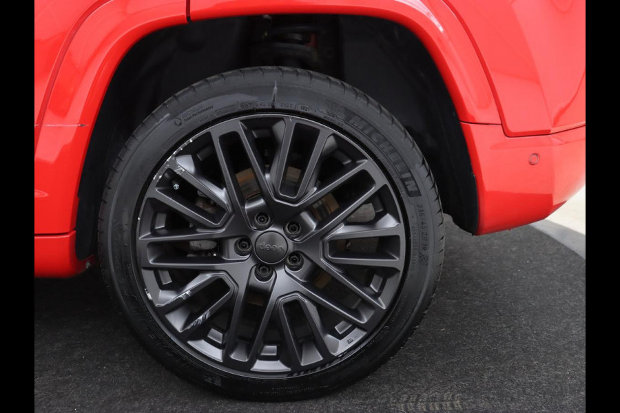 Jeep Compass 4xe 240 Plug-in Hybrid Electric S | Panoramadak | Trekhaak | 360 Camera | Leder | Stoelverwarming | Alpine Sound | Carplay | Stuurverwarming | Adaptive cruise | Navigatie | PHEV Jeep Compass 4xe 240 Plug-in Hybrid Electric S | Panoramadak | Trekhaak | 360 Camera | Leder | Stoelverwarming | Alpine Sound | Carplay | Stuurverwarming | Adaptive cruise | Navigatie | PHEV