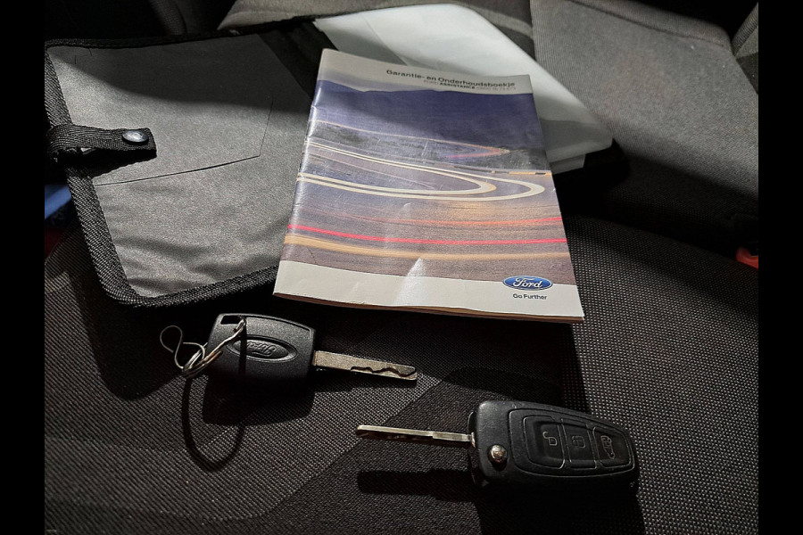 Ford Transit Connect 1.5 TDCI L2 Navi Euro6 Trekhaak Camera Airco Oh-Historie 1e Eigenaar!
