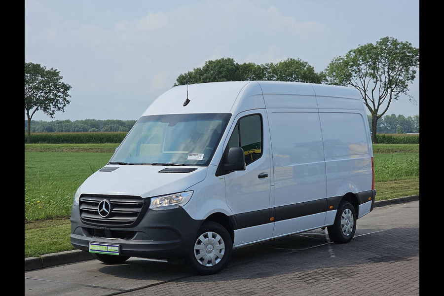 Mercedes-Benz Sprinter 317 1.9 CDI L2H2 RWD 3.5t-Trekhaak Camera Mbux Airco Euro6 170 PK!