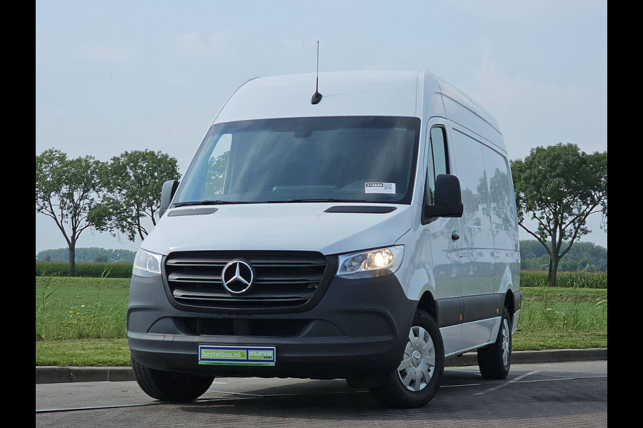 Mercedes-Benz Sprinter 317 1.9 CDI L2H2 RWD 3.5t-Trekhaak Camera Mbux Airco Euro6 170 PK!