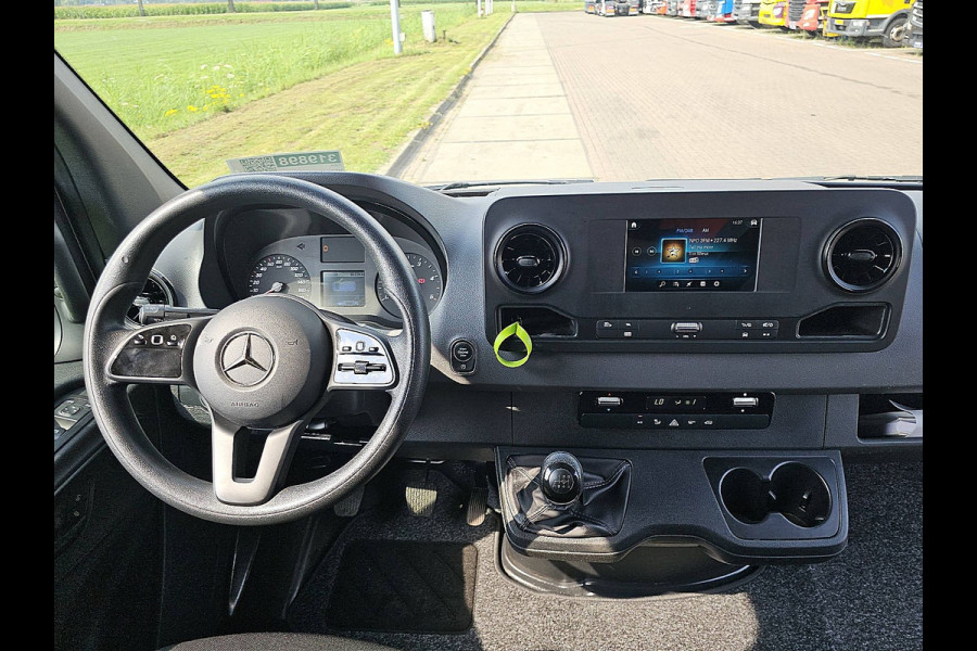 Mercedes-Benz Sprinter 317 1.9 CDI L2H2 RWD 3.5t-Trekhaak Camera Mbux Airco Euro6 170 PK!