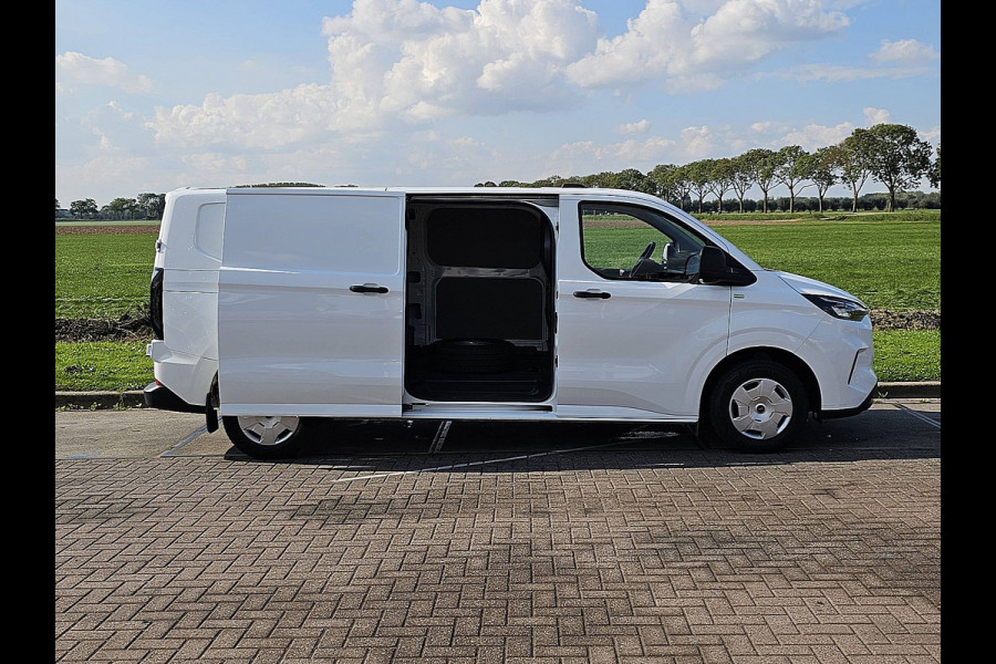 Ford Transit Custom 300 2.0 TDCI L2H1 Trend Automaat Led Camera Clima Cruise