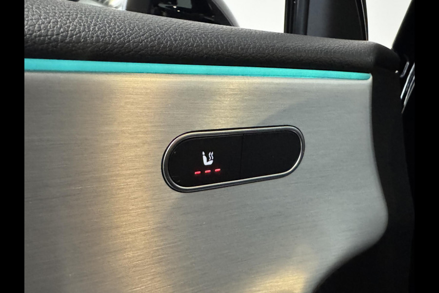 Mercedes-Benz A-Klasse 250e PHEV AMG Line Auto. Navigatie Apple Carplay/Android Auto Camera Parkeersensoren Adaptive Cruise Control Stoelverwarming Virtual Cockpit Climate Control Lichtmetalen velgen