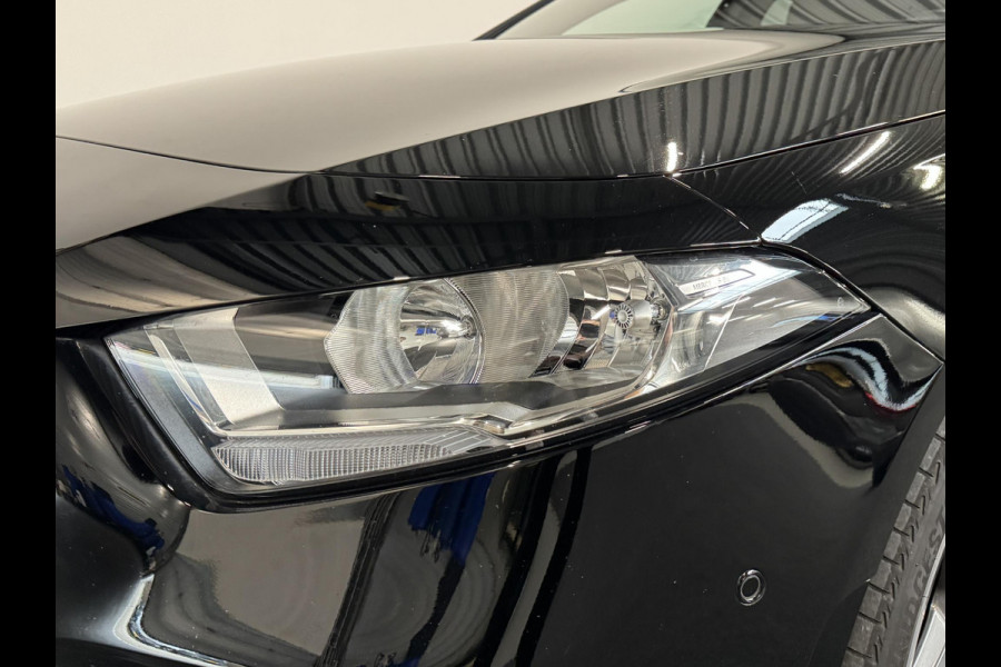Mercedes-Benz A-Klasse 250e PHEV AMG Line Auto. Navigatie Apple Carplay/Android Auto Camera Parkeersensoren Adaptive Cruise Control Stoelverwarming Virtual Cockpit Climate Control Lichtmetalen velgen