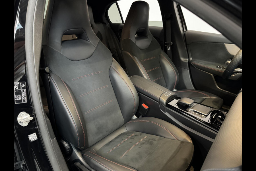 Mercedes-Benz A-Klasse 250e PHEV AMG Line Auto. Navigatie Apple Carplay/Android Auto Camera Parkeersensoren Adaptive Cruise Control Stoelverwarming Virtual Cockpit Climate Control Lichtmetalen velgen
