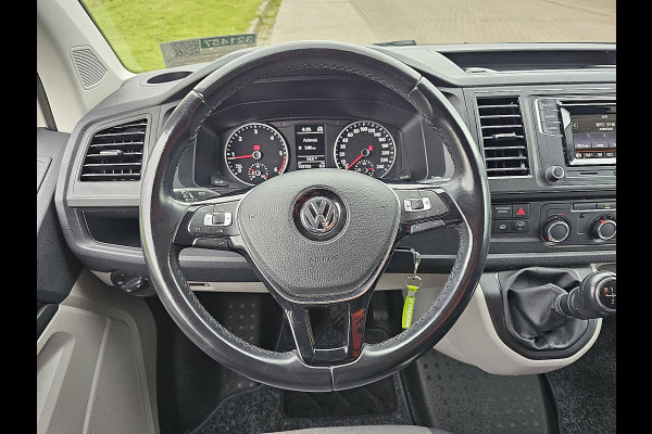 Volkswagen Transporter 2.0 TDI L1H1  Lm-Velgen NAP Airco Euro6 1e Eigenaar Voorruitverwarming Bumpers-Kleur!