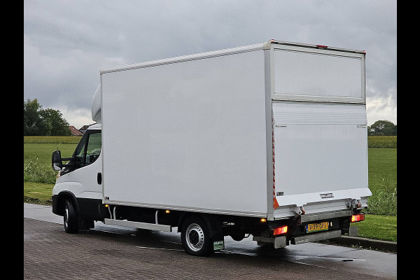 Iveco 35S18 Bakwagen Laadklep Automaat Clima Cruise Camera