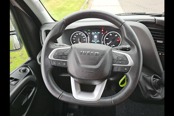 Iveco 35S18 Bakwagen Laadklep Automaat Clima Cruise Camera