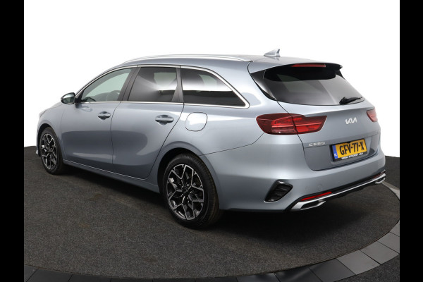 Kia Ceed Sportswagon 1.5 T-GDi GT-Line Apple Carplay/Android Auto - Cruise Control - Dodehoekdetectie - Panoramadak - Navigatie - Stuur/Stoelverwarming Fabrieksgarantie tot 07-2031