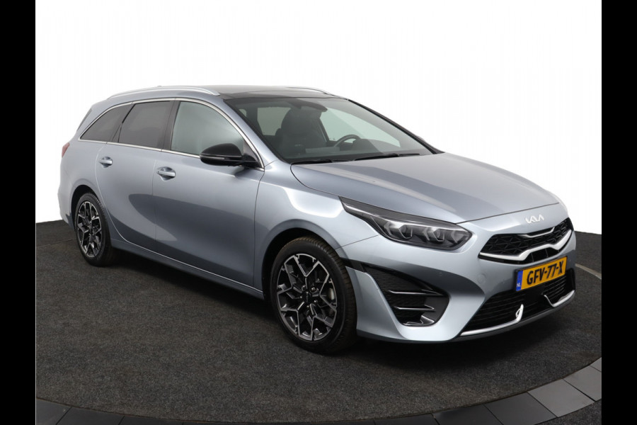 Kia Ceed Sportswagon 1.5 T-GDi GT-Line Apple Carplay/Android Auto - Cruise Control - Dodehoekdetectie - Panoramadak - Navigatie - Stuur/Stoelverwarming Fabrieksgarantie tot 07-2031