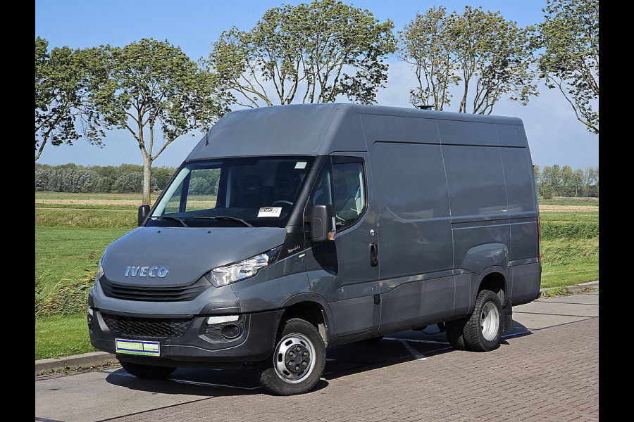 Iveco Daily 35C15V 3.0L L2H2, dubbellucht, airco,camera, trekhaak