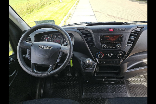 Iveco Daily 35C15V 3.0L L2H2, dubbellucht, airco,camera, trekhaak
