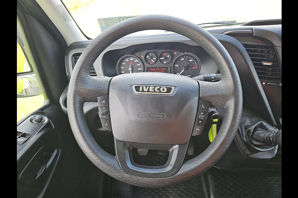 Iveco Daily 35C15V 3.0L L2H2, dubbellucht, airco,camera, trekhaak