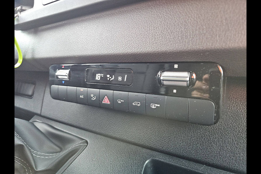 Mercedes-Benz Sprinter 316 L2H1 Mbux Airco Trekhaak Cruise Camera Euro6 163 PK! Mercedes-Benz Sprinter 316 L2H1 Mbux Airco Trekhaak Cruise Camera Euro6 163 PK!