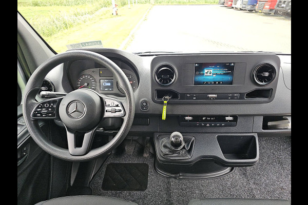 Mercedes-Benz Sprinter 316 L2H1 Mbux Airco Trekhaak Cruise Camera Euro6 163 PK! Mercedes-Benz Sprinter 316 L2H1 Mbux Airco Trekhaak Cruise Camera Euro6 163 PK!