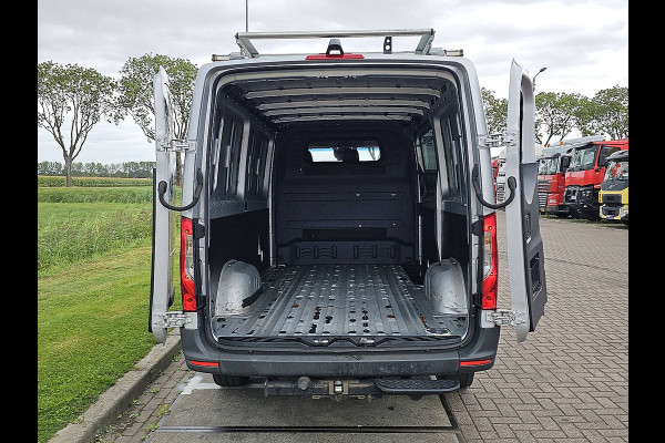 Mercedes-Benz Sprinter 316 L2H1 Mbux Airco Trekhaak Cruise Camera Euro6 163 PK! Mercedes-Benz Sprinter 316 L2H1 Mbux Airco Trekhaak Cruise Camera Euro6 163 PK!