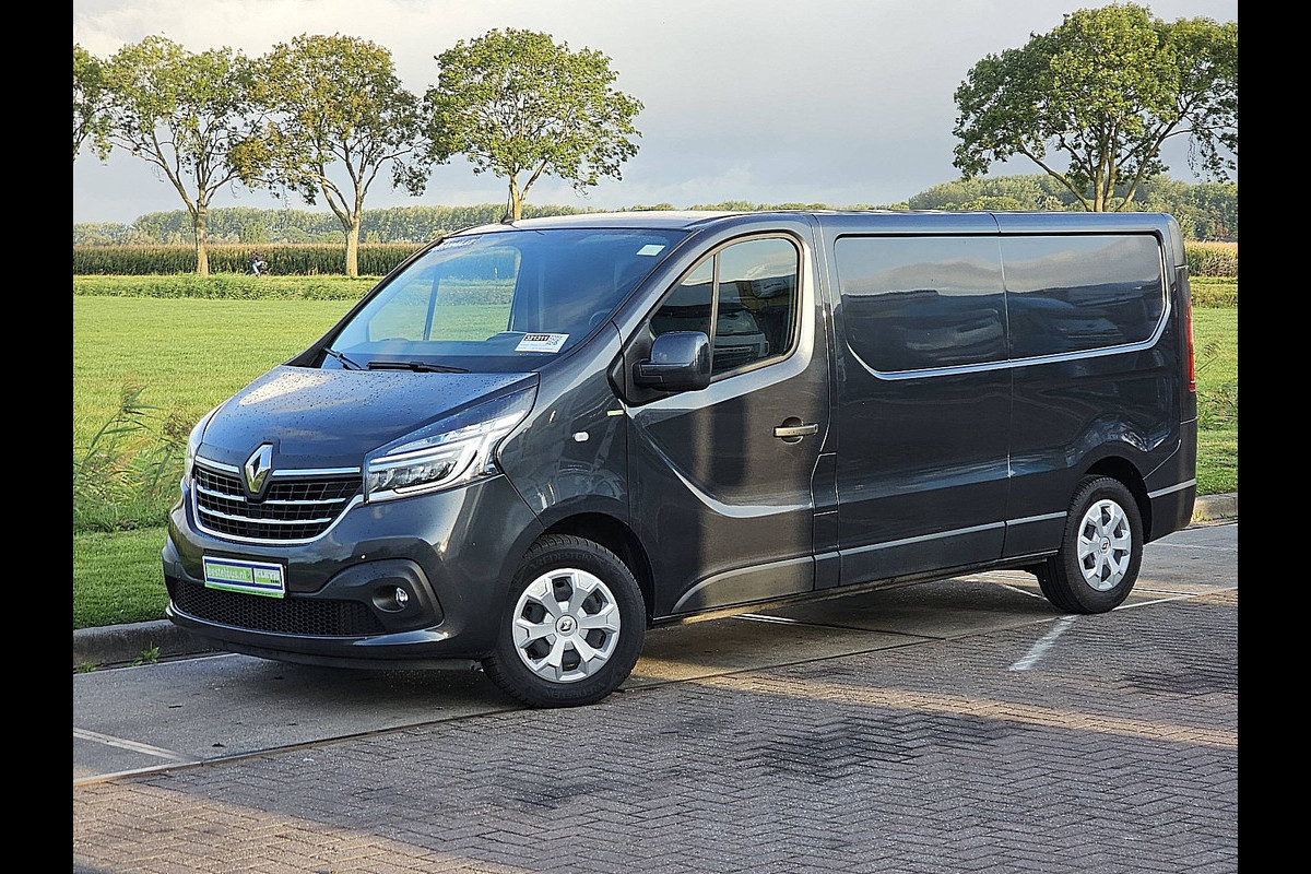 Renault Trafic 2.0 dCi 145 T29 L2H1 Comfort metallic, airco, automaat, navi, pdc, 110 dkm.