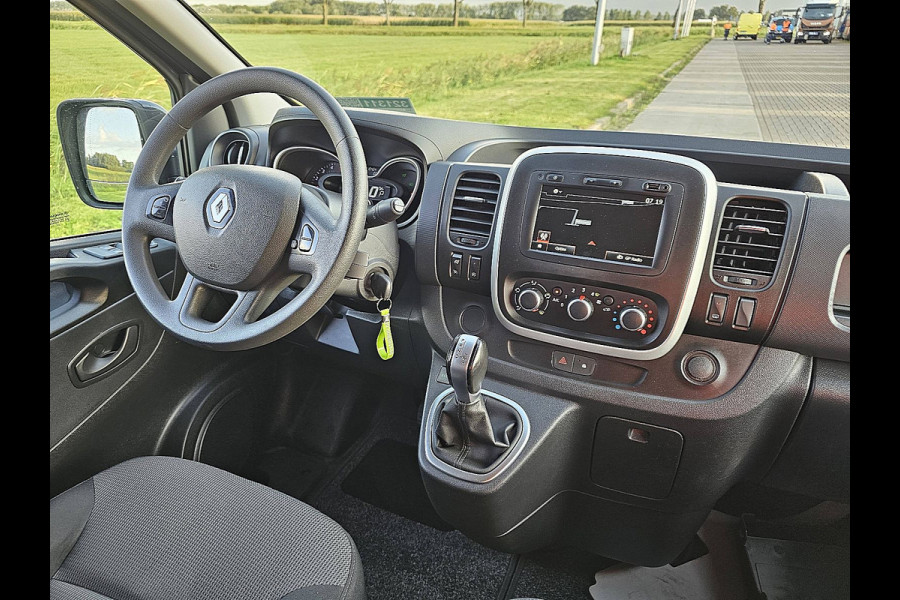Renault Trafic 2.0 dCi 145 T29 L2H1 Comfort metallic, airco, automaat, navi, pdc, 110 dkm.