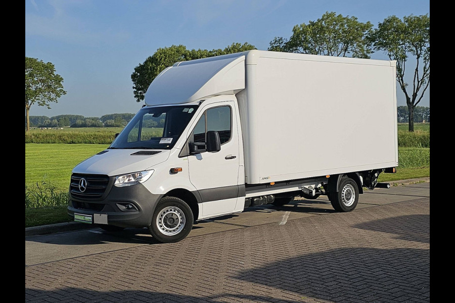 Mercedes-Benz Sprinter 317 L3 RWD Bakwagen Laadklep Airco Mbux 170Pk Euro6!