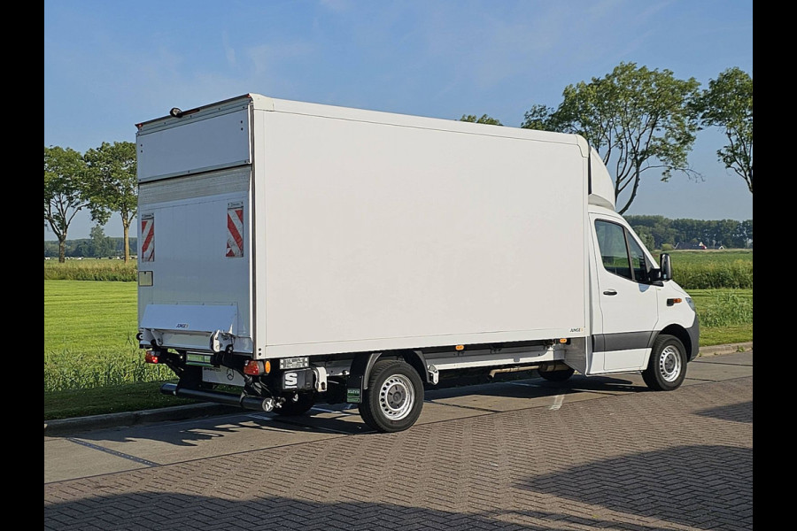 Mercedes-Benz Sprinter 317 L3 RWD Bakwagen Laadklep Airco Mbux 170Pk Euro6!
