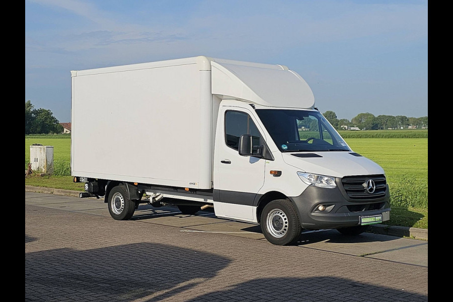 Mercedes-Benz Sprinter 317 L3 RWD Bakwagen Laadklep Airco Mbux 170Pk Euro6!
