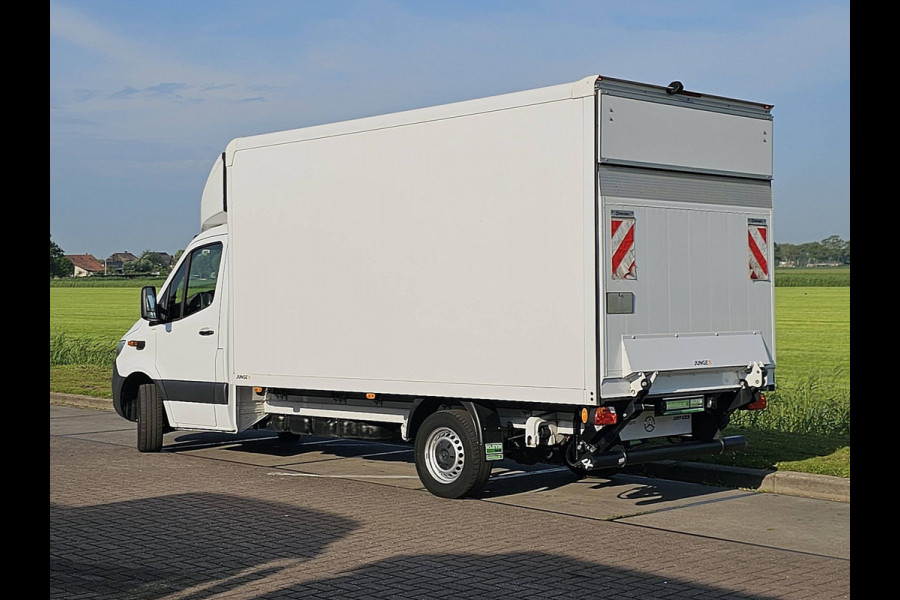 Mercedes-Benz Sprinter 317 L3 RWD Bakwagen Laadklep Airco Mbux 170Pk Euro6!
