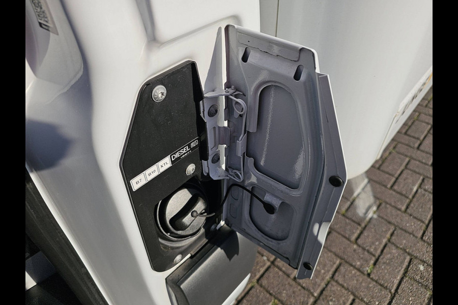 Mercedes-Benz Sprinter 317 L3 RWD Bakwagen Laadklep Airco Mbux 170Pk Euro6!