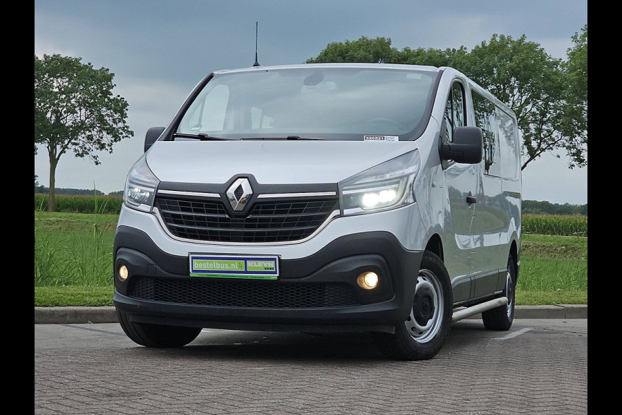 Renault Trafic 2.0 dCi 145 T29 L2H1 DC Comfort Airco Automaat Navi Sidebars Euro6 145Pk NAP 1e Eigenaar! Renault Trafic 2.0 dCi 145 T29 L2H1 DC Comfort Airco Automaat Navi Sidebars Euro6 145Pk NAP 1e Eigenaar!
